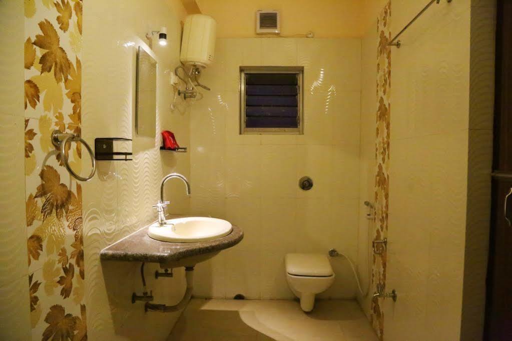 Oyo 460 Hotel Ivory Residency Kolkata Exterior photo