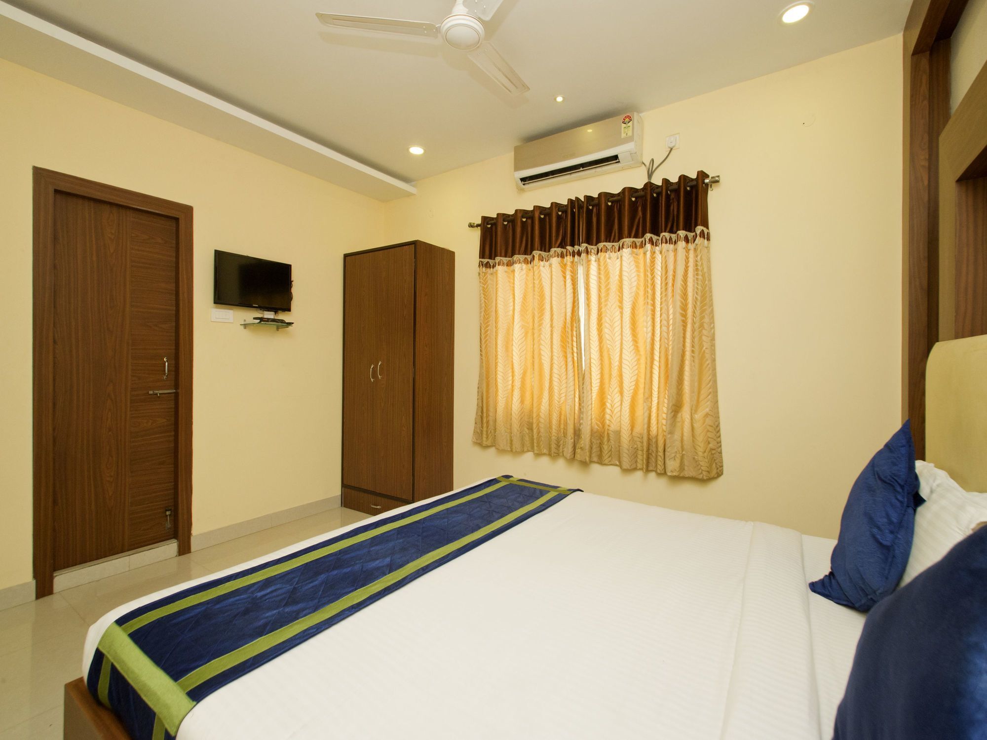 Oyo 460 Hotel Ivory Residency Kolkata Exterior photo